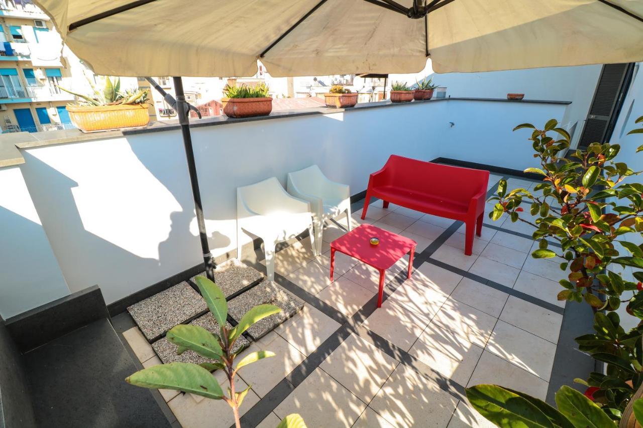 Terrazze Del Lungomare Bed & Breakfast เนเปิลส์ ภายนอก รูปภาพ