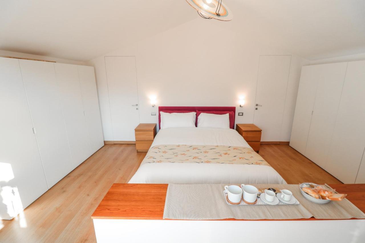 Terrazze Del Lungomare Bed & Breakfast เนเปิลส์ ภายนอก รูปภาพ