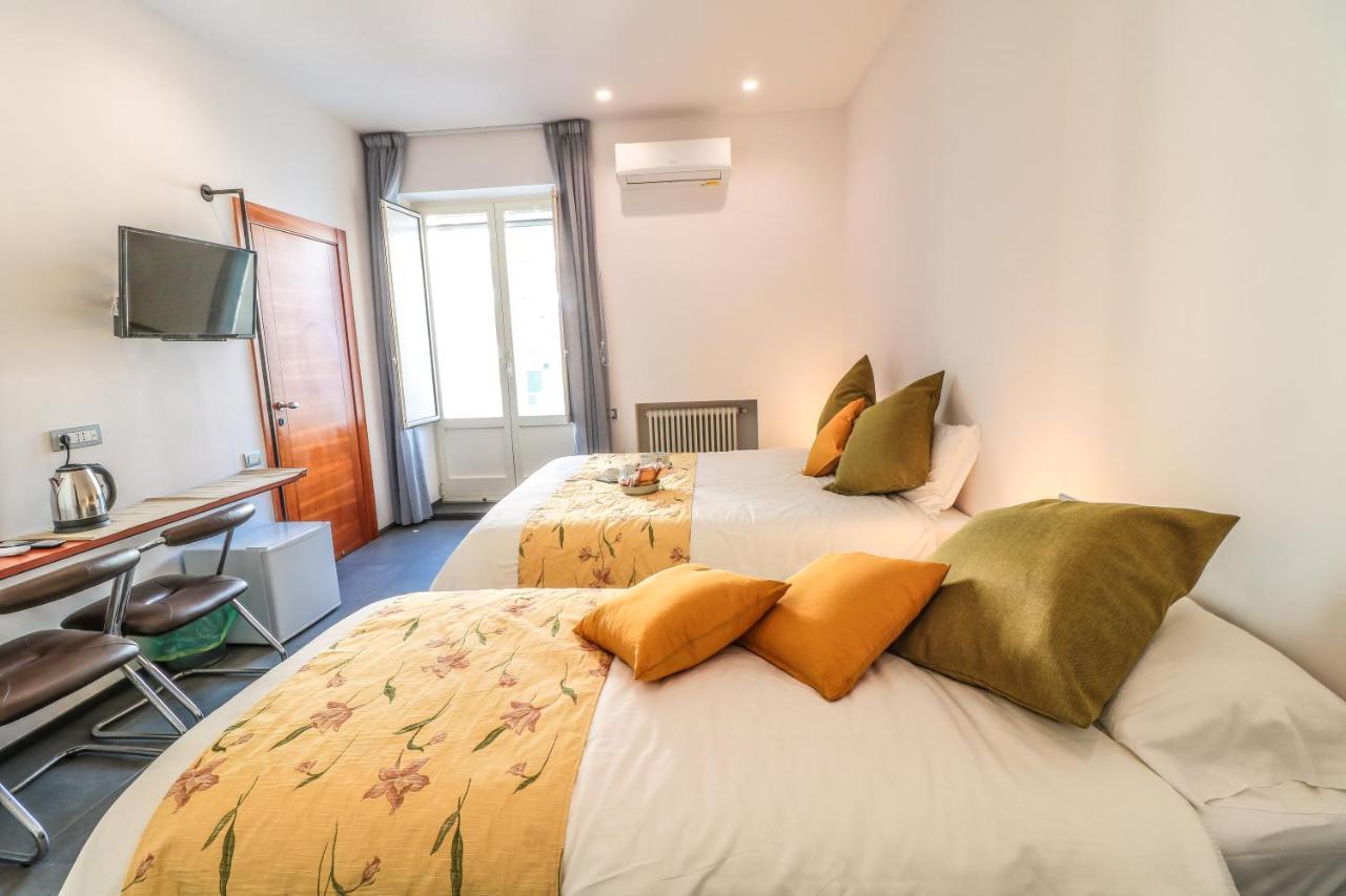 Terrazze Del Lungomare Bed & Breakfast เนเปิลส์ ภายนอก รูปภาพ