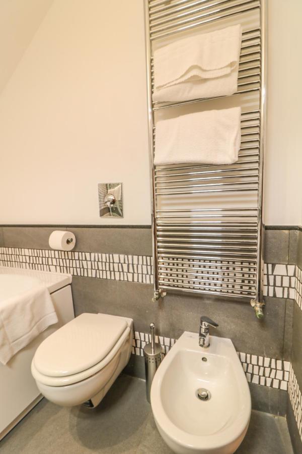 Terrazze Del Lungomare Bed & Breakfast เนเปิลส์ ภายนอก รูปภาพ