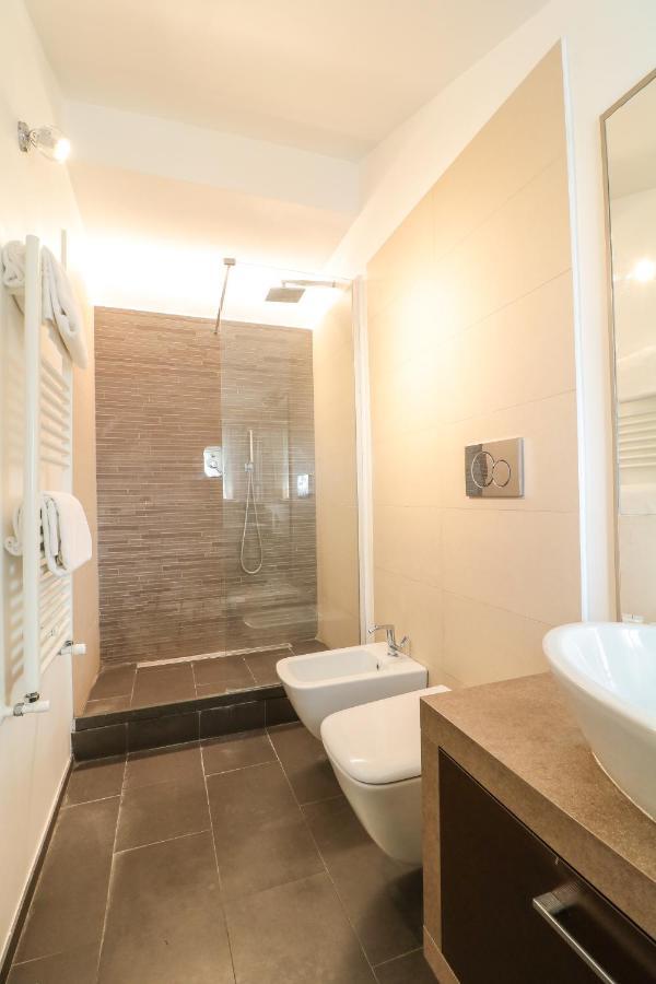 Terrazze Del Lungomare Bed & Breakfast เนเปิลส์ ภายนอก รูปภาพ